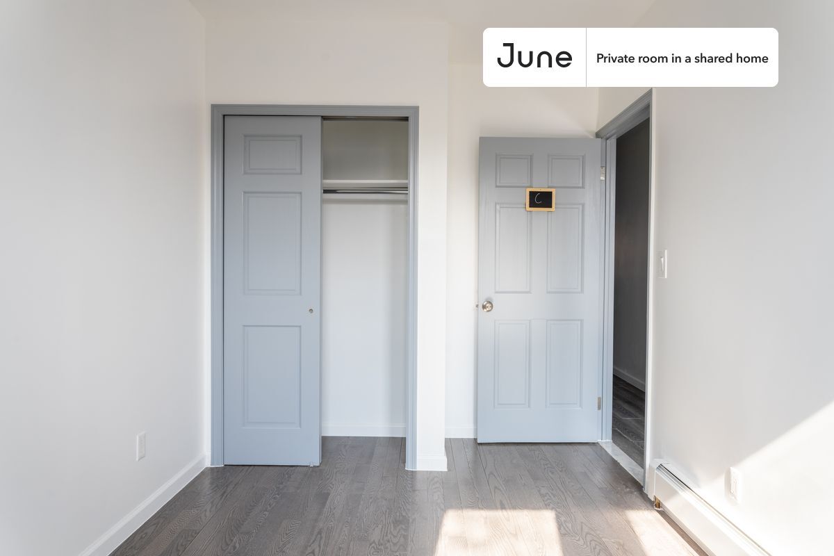 Building Photo - Room in Shared 4 bed/2 bath home in Astoria