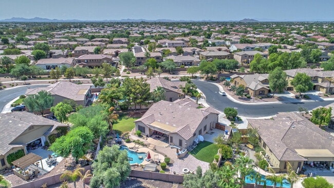 Building Photo - 4221 S Danyell Dr