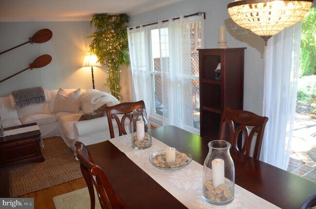 Building Photo - 8705 Yardley Dr