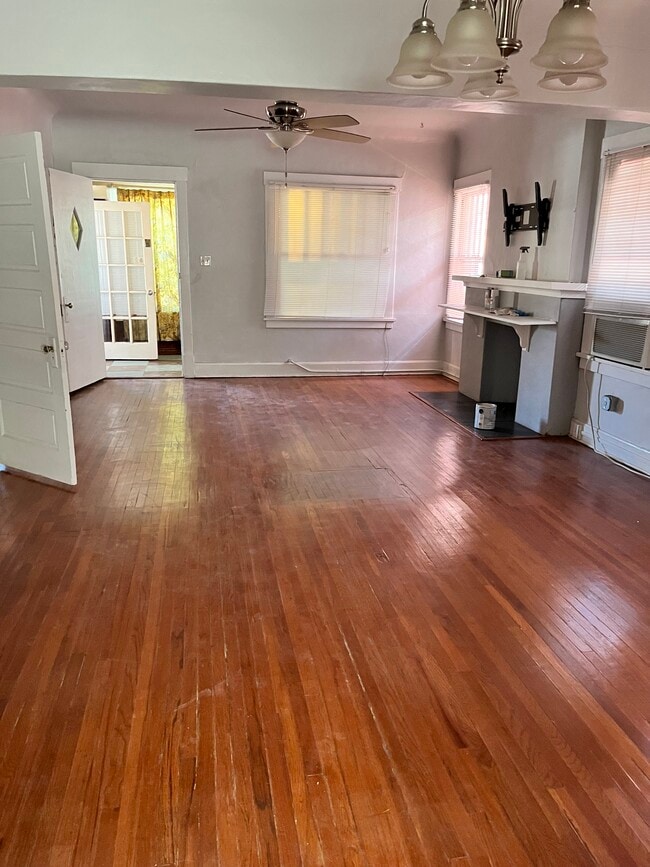 Building Photo - 3618 Clifton Ave
