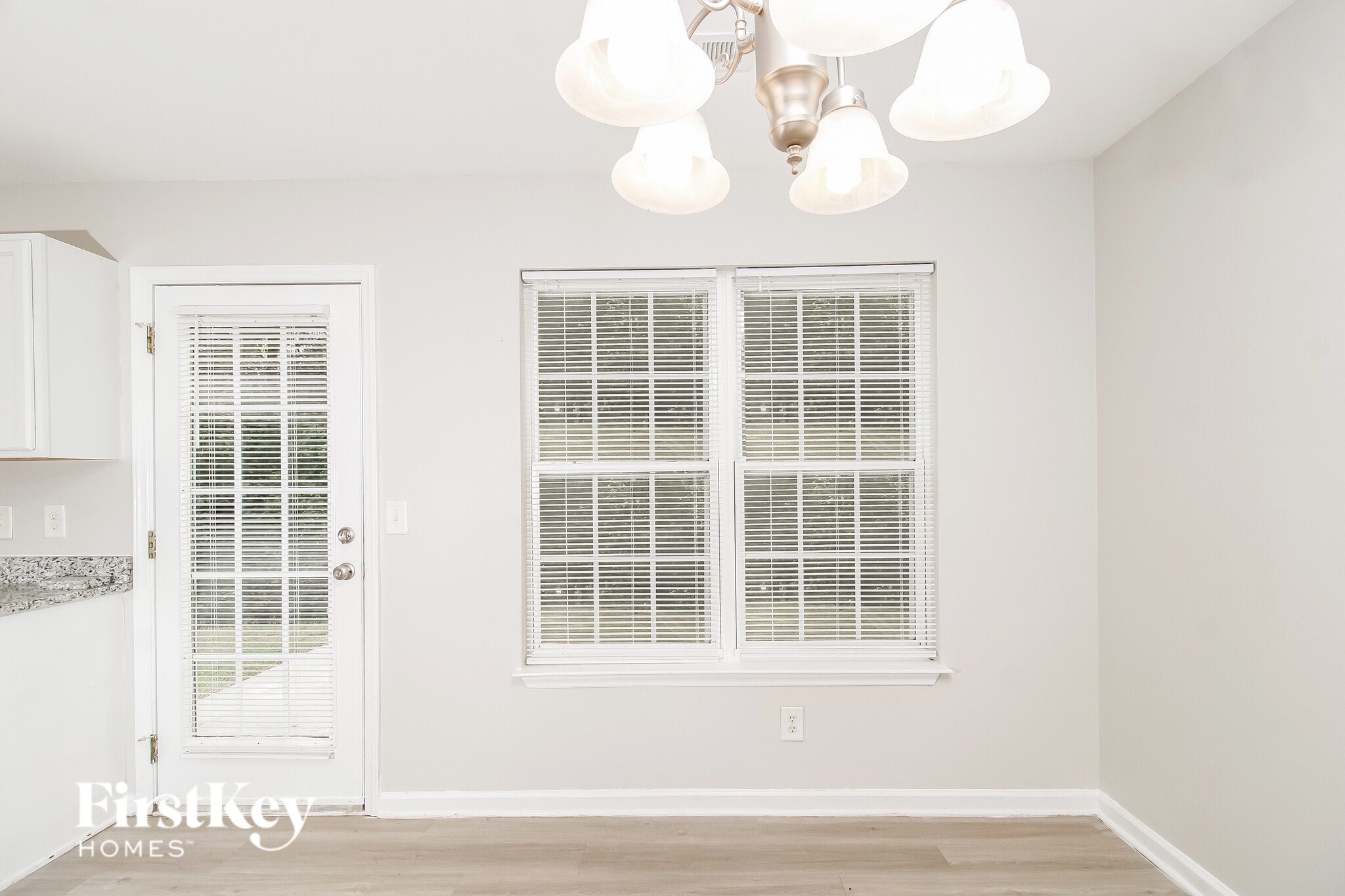 Building Photo - 1403 Rosebay Ct