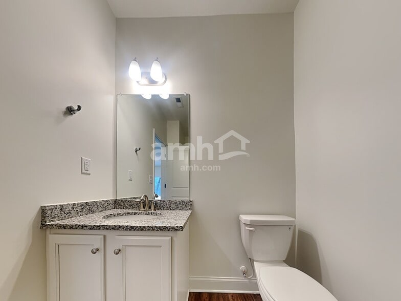 Building Photo - 509 Slew Dr