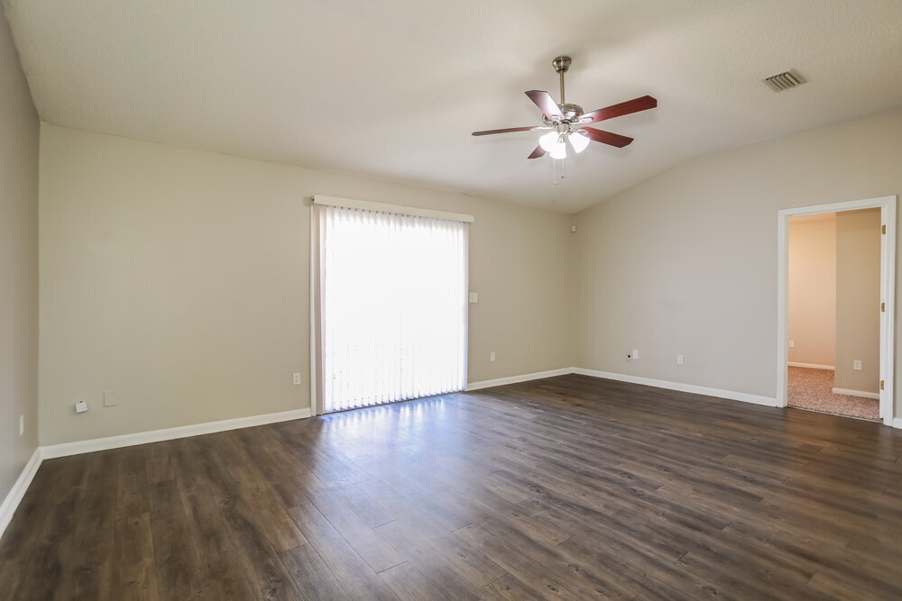 Building Photo - 1211 Summer Springs Drive