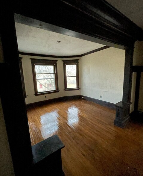 Building Photo - 2417 N 33rd St