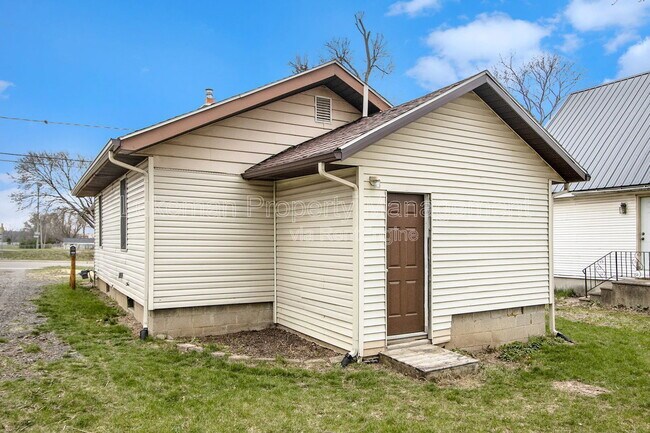 Building Photo - 527 Idaho Ave