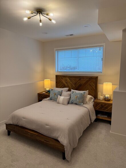 Building Photo - 944 Williamstown Ct