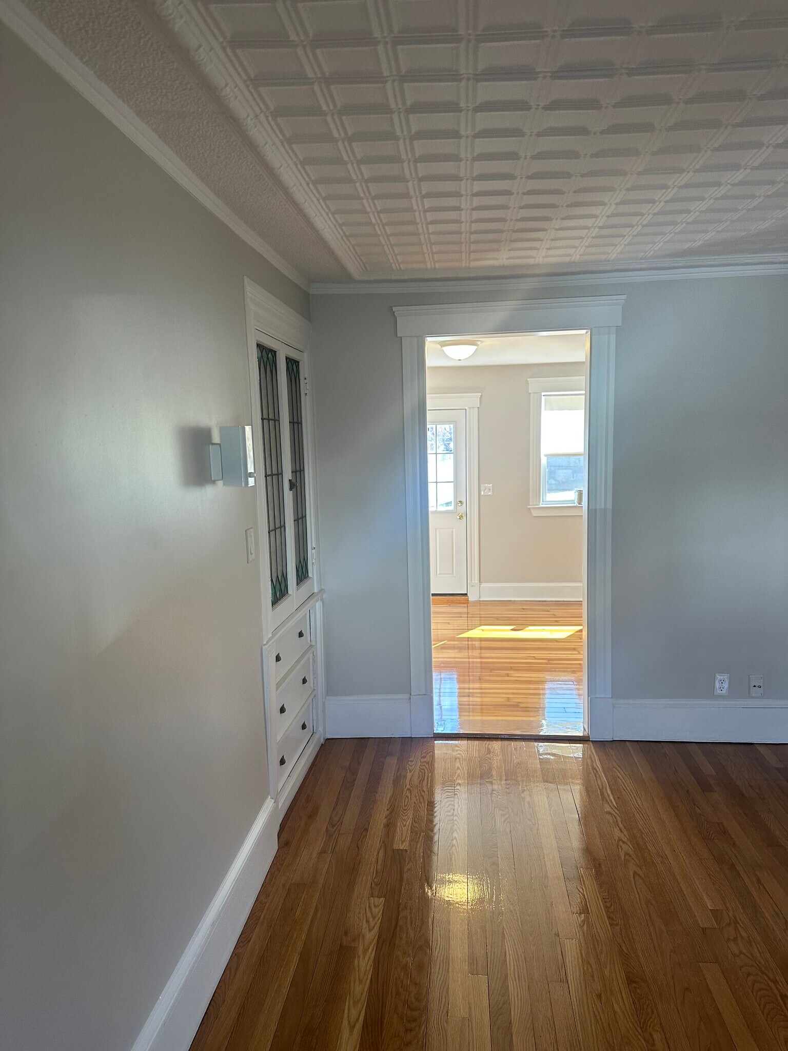 Building Photo - 22 Central St