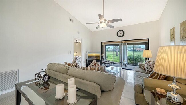 Building Photo - 6281 Timberlake Dr