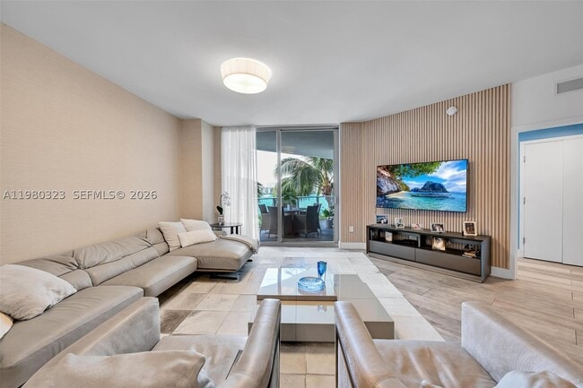 Building Photo - 17111 Biscayne Blvd