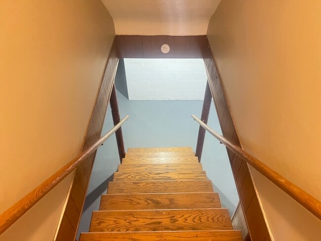 Building Photo - 183 S Marietta St