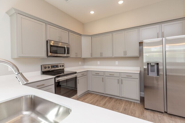 Building Photo - 4731 Stunner Ln