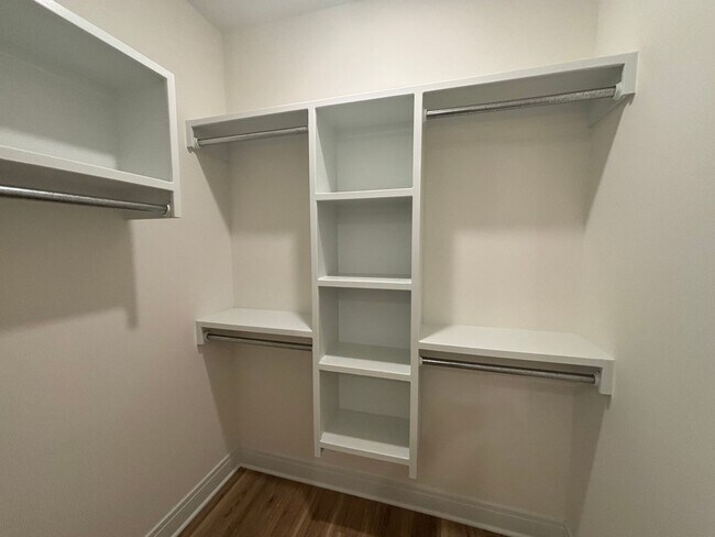 Building Photo - 5309 Rolly -