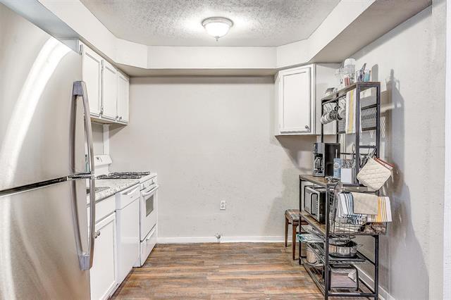 Building Photo - 402 NW 5th St