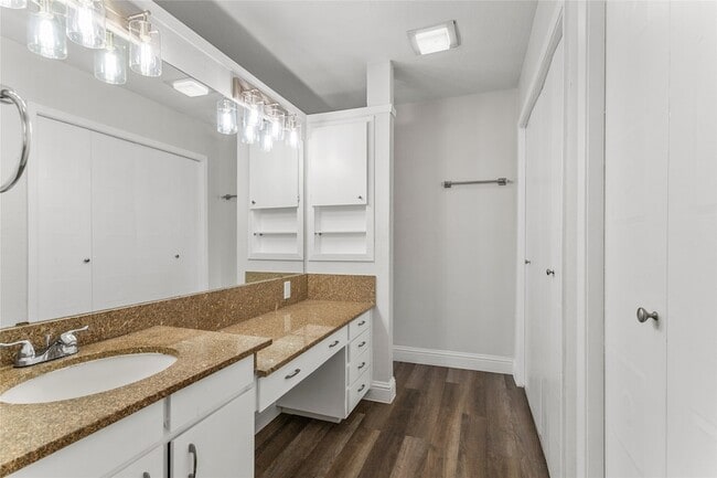 Building Photo - 3210 Coronado St