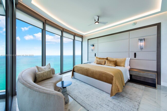 Building Photo - 15701 Collins Ave