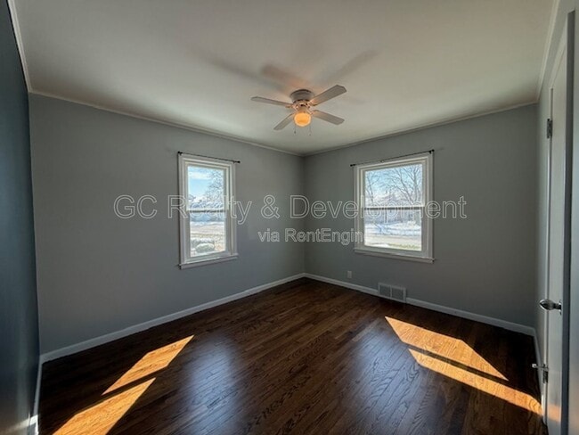 Building Photo - 114 Martin Ave