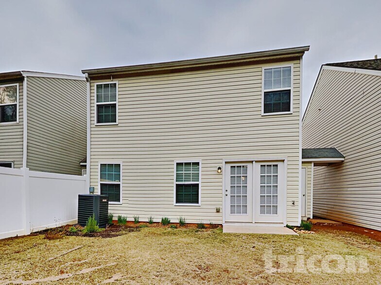 Building Photo - 6125 Smoke Ridge Ln
