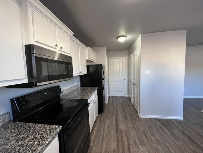 Building Photo - 3416 Itasca St