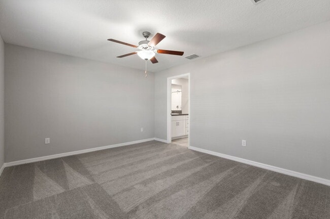 Building Photo - LIKE NEW Home for Rent in Cypress Mill!