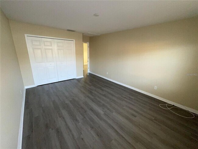 Building Photo - 4818 Tangerine Ave