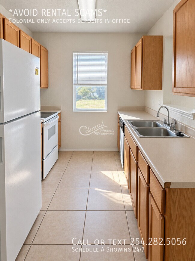 Building Photo - 2302 Gallop-