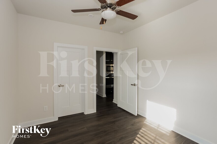 Building Photo - 7189 Waterwheel St SW