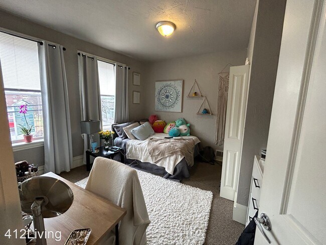 Building Photo - 4 br, 2 bath House - 82 S 24th Street