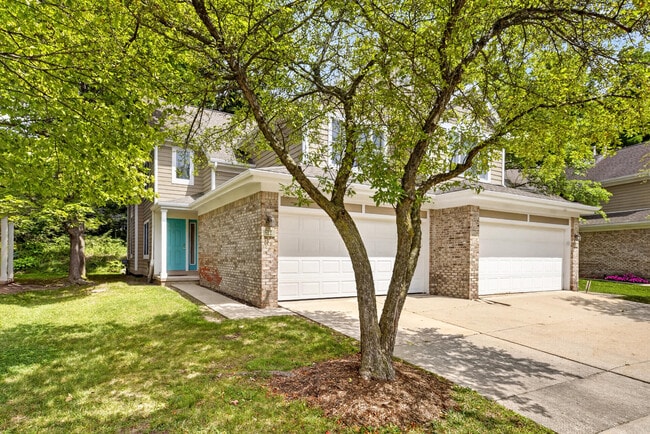 Building Photo - 2445 Mulberry Ct