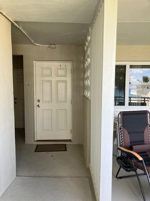 Building Photo - 1199 Hillsboro Mile