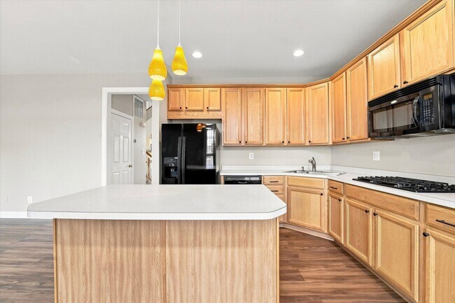 Building Photo - 97 N Savanna Dr
