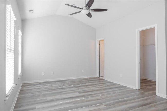 Building Photo - 1232 Harris Commons Pl