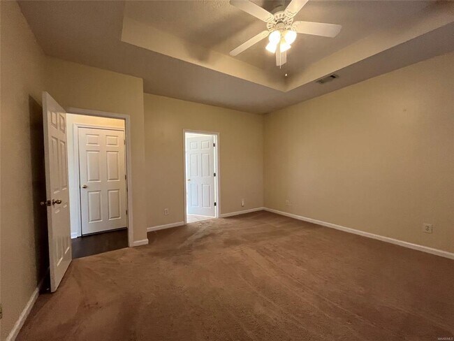 Building Photo - 9679 Greythorne Way