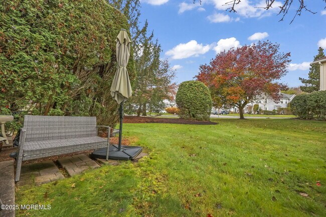 Building Photo - 761 Banyan Ct