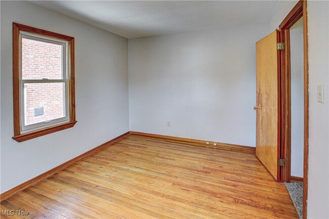Building Photo - 7611 Ivandale Dr