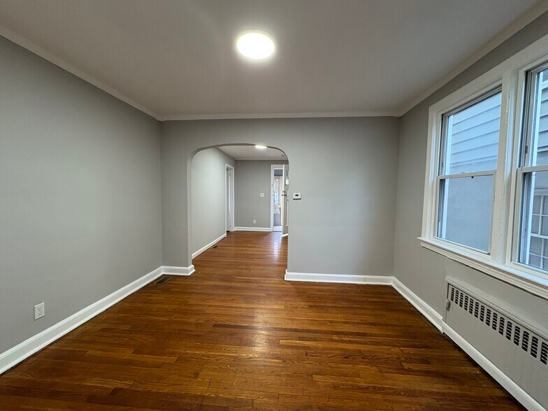 Building Photo - 410 Fabyan Pl