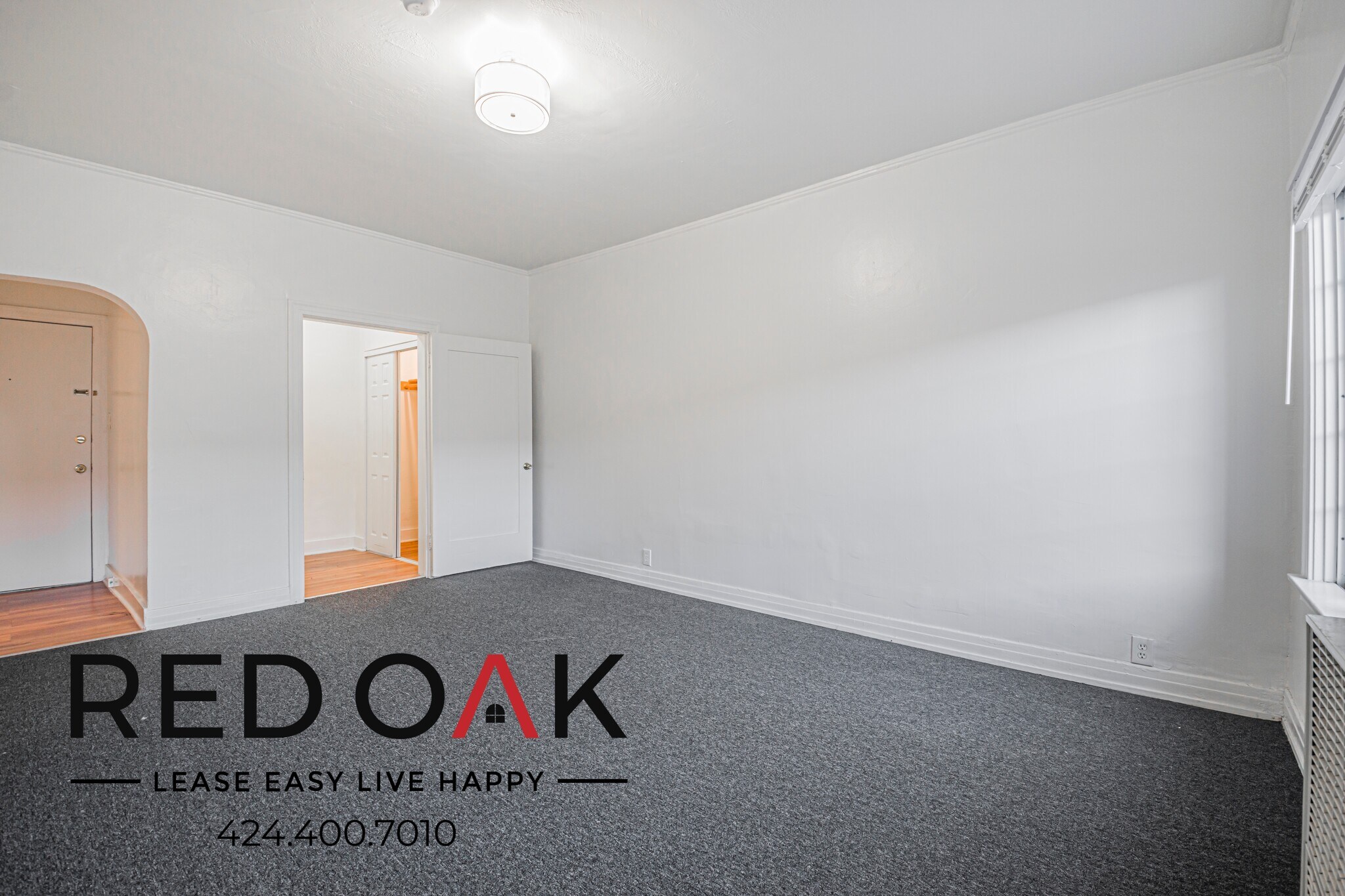 Building Photo - 236 S Coronado St
