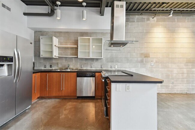 Building Photo - 217 N 12th St
