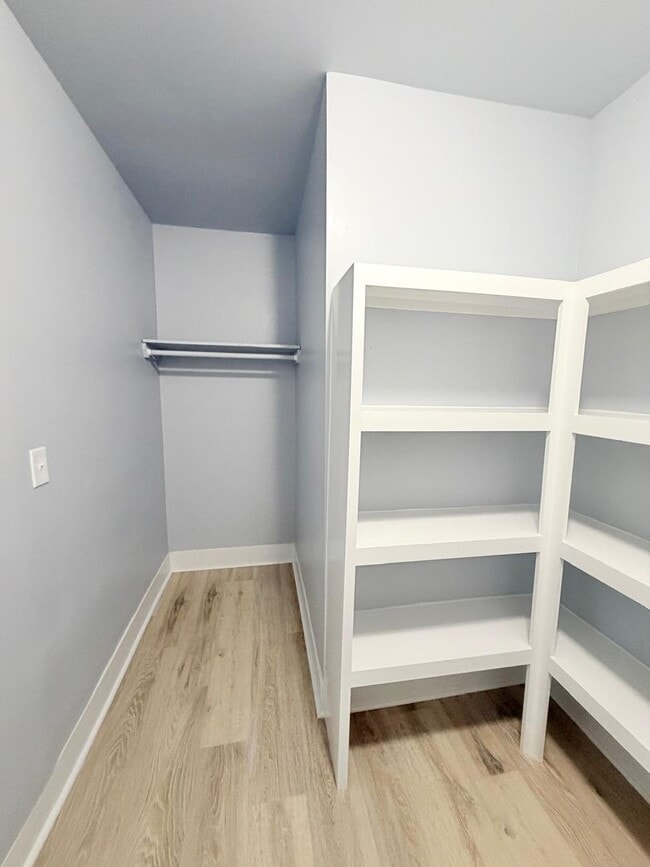 Building Photo - 39 Farren Ave