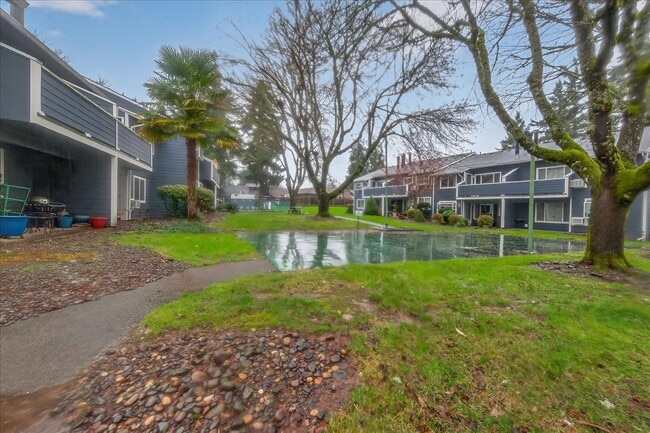 Building Photo - 12600 SE Freeman Way