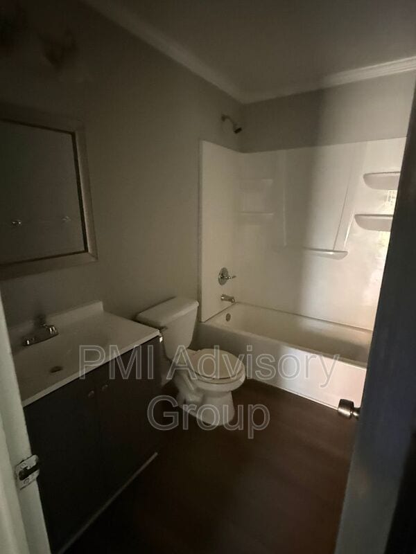 Building Photo - 3308 SE Ohio Ave