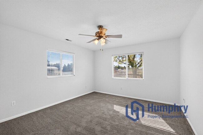 Building Photo - 13159 Ocotillo Dr