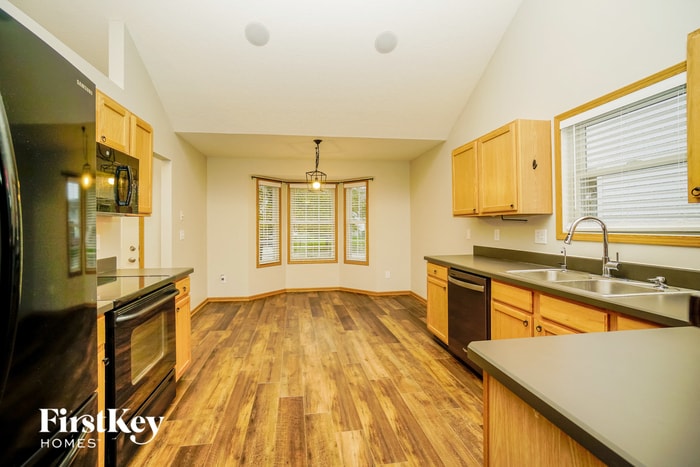 Building Photo - 57 Gold Meadow Dr