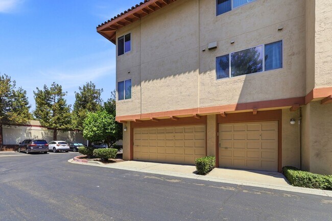Building Photo - 20740 Celeste Cir