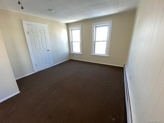 Building Photo - 6 Tor Ave