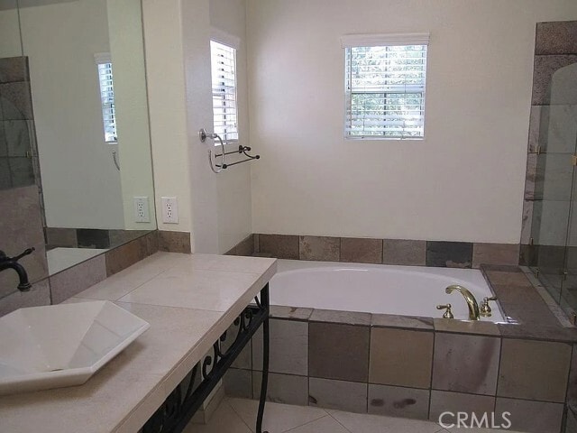 Building Photo - 2657 Plumb Dr