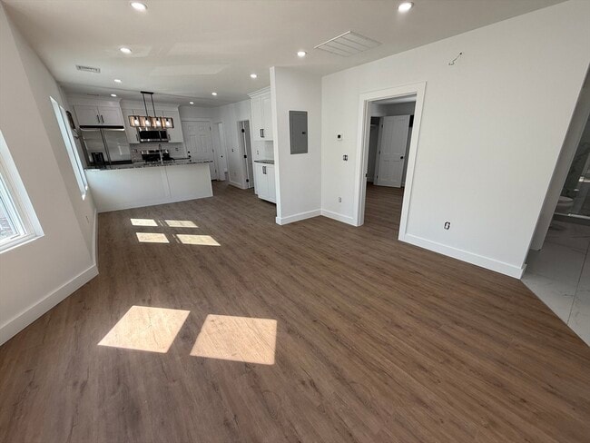 Building Photo - 94-96-96 Francis St