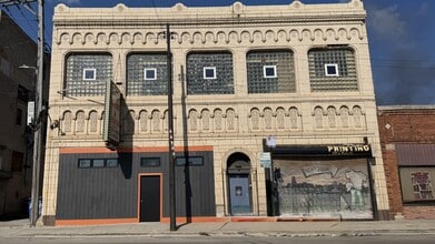 Building Photo - 22-26 N Pulaski Rd