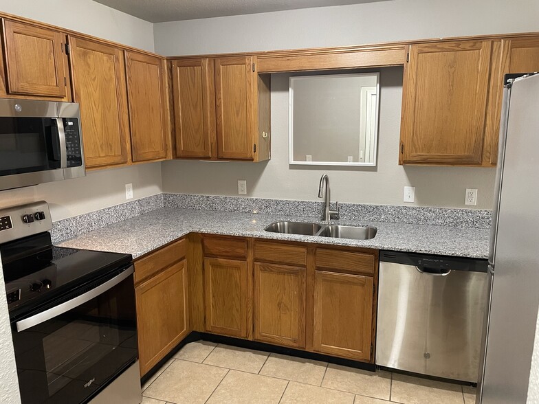 Kitchen - 1382 N Dawn Dr