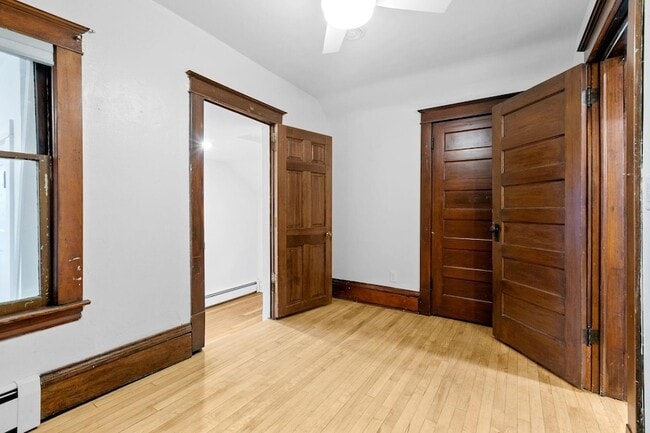 Building Photo - 1826 Franklin Ave SE