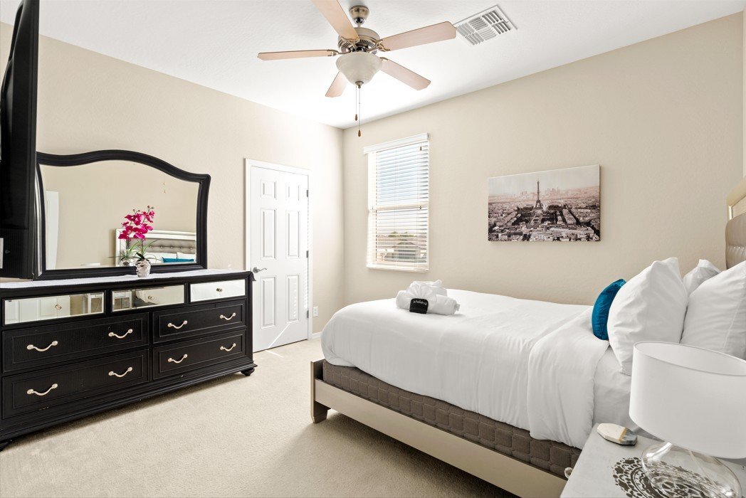 Building Photo - 2426 N 161st Ave